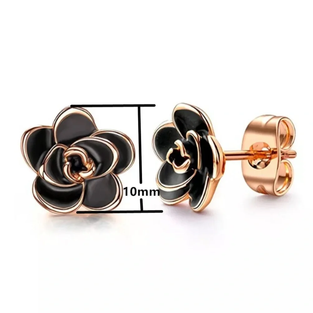 New Lovely 14k Rose Gold Onyx Flower Studs